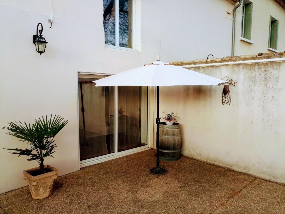 Châteaurenard Les Gites Du Mas Canillac מראה חיצוני תמונה